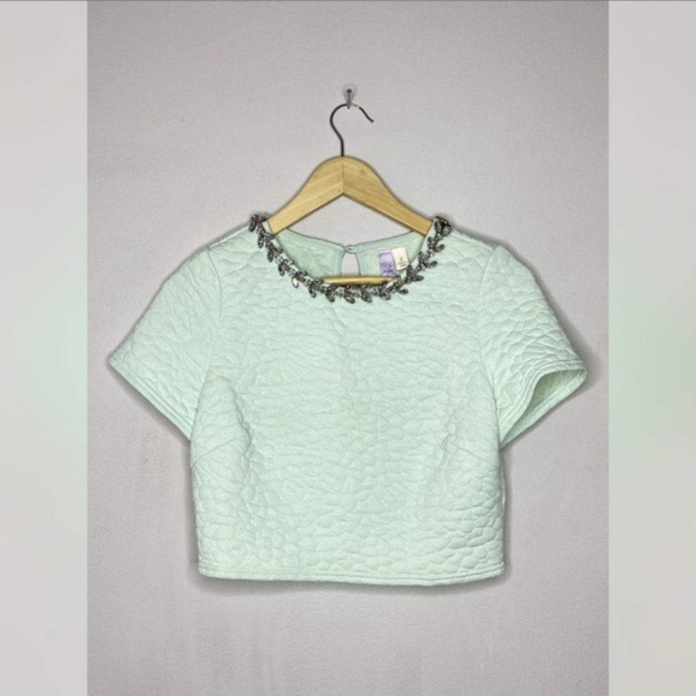 Alya Mint quilted crop top with embellishment‎